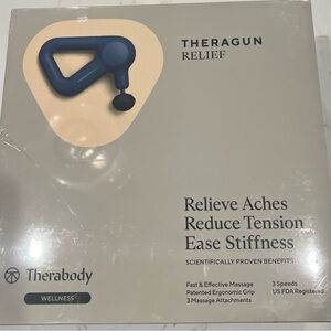 Therabody Theragun in Blue